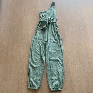 - American Eagle One Shoulder Jumpsuit in Olive Green